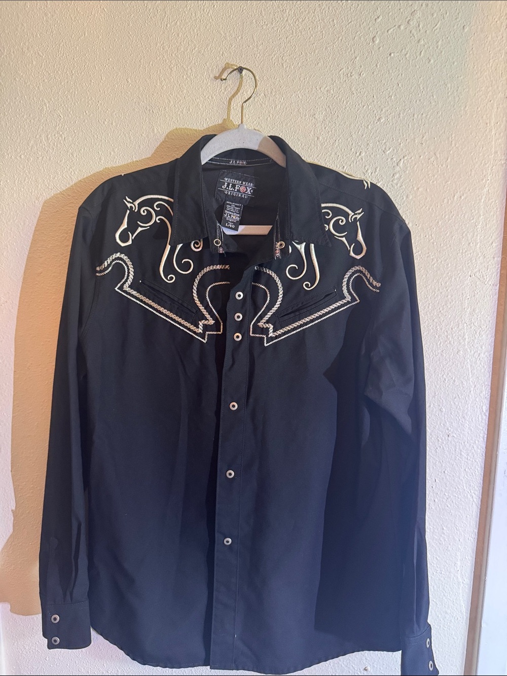 Black Western Embroidered Snap-Front Shirt